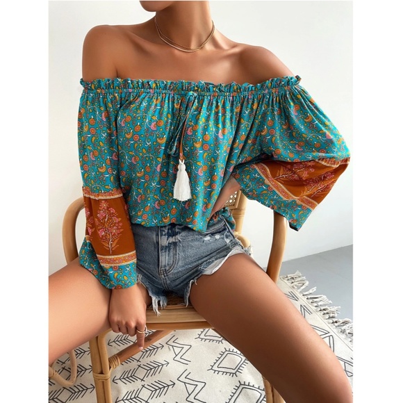 Off Shoulder Floral Print Tassel Ties Relaxed Fit Flared Sleeve Top - Picture 4 of 7